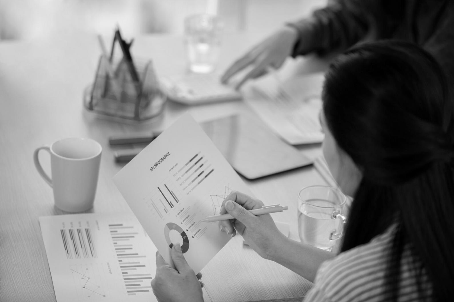 Strukturierter Arbeitsbereich für SEO-Audit Schulungen